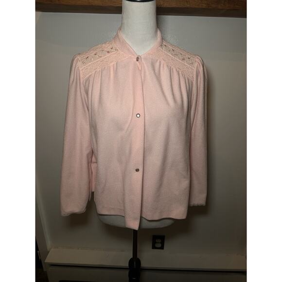 Vintage Vanity Fair S Lace Embroidered Snap Front Pajama Top Cottage Core - Picture 3 of 8